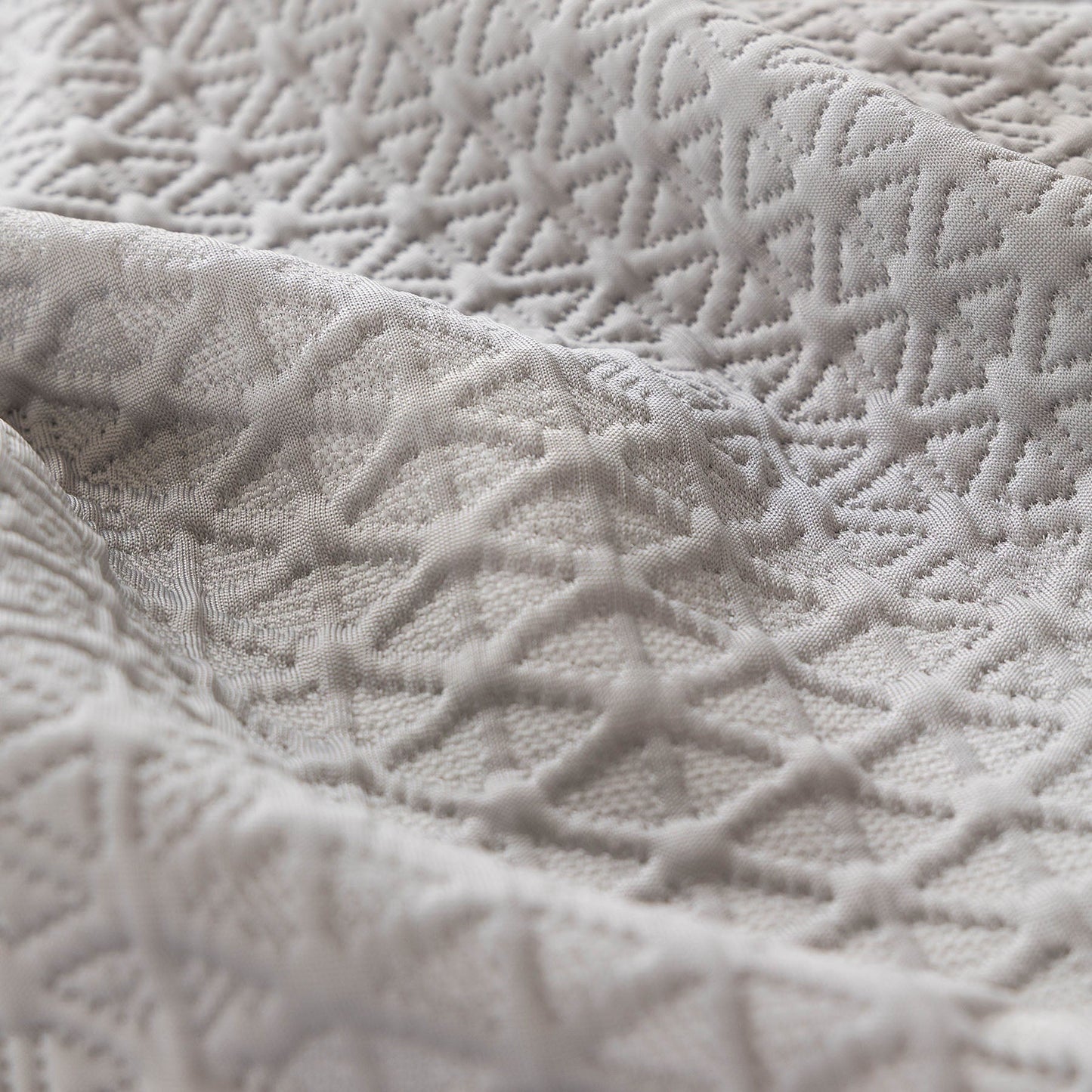 Cooling Ice Silk Sofa Throw Cover, Summer Diamond Textured Furniture Protector Blanket