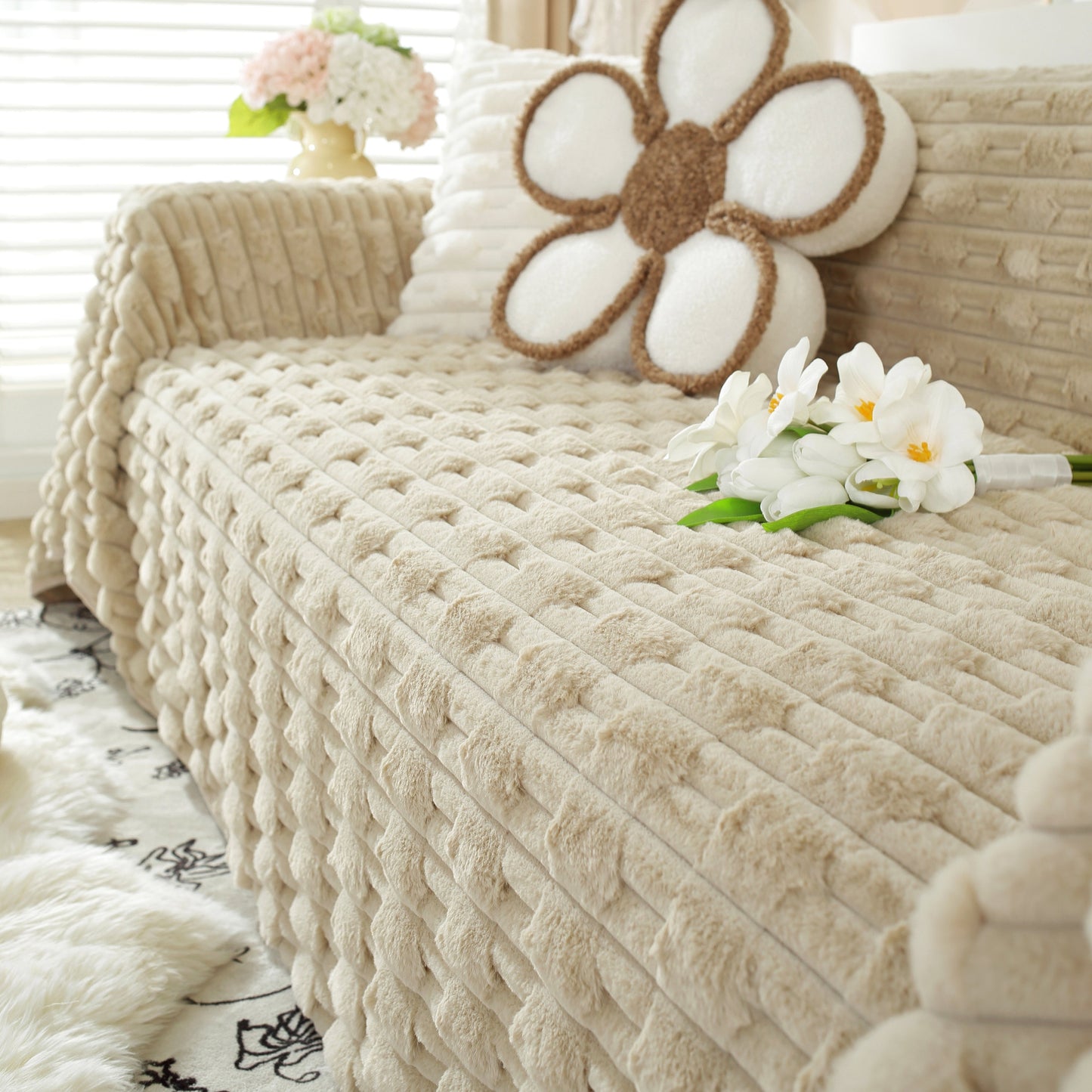 Fluffy Faux Fur Couch Cover Plush Sofa Throw, Warm & Stylish Sofa Protector