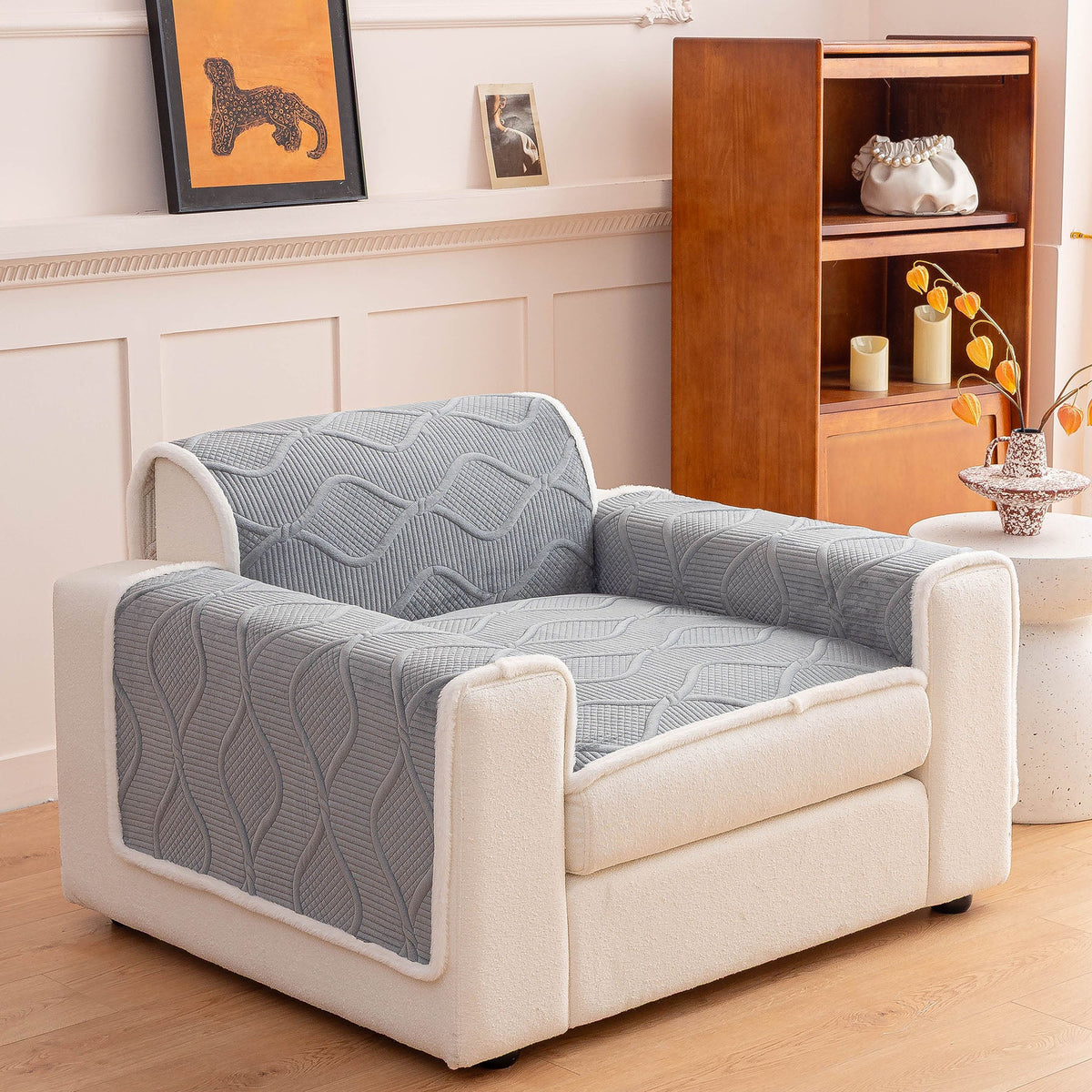Thickened Crystal Velvet Sofa Cover, Non-Slip Quilted Couch Protector for Pets & Kids