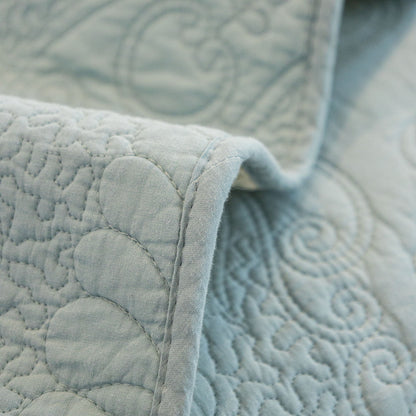Baroque Floral Quilted Cotton Sofa Cover, Non-Slip Washable Couch Protector