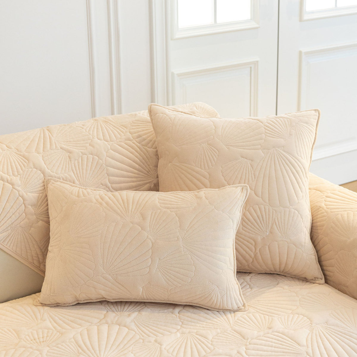 Plush Quilted Padded Sofa Cover, Non-Slip Seashell Couch Protector for Pets & Kids