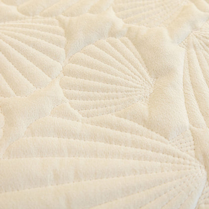Plush Quilted Padded Sofa Cover, Non-Slip Seashell Couch Protector for Pets & Kids