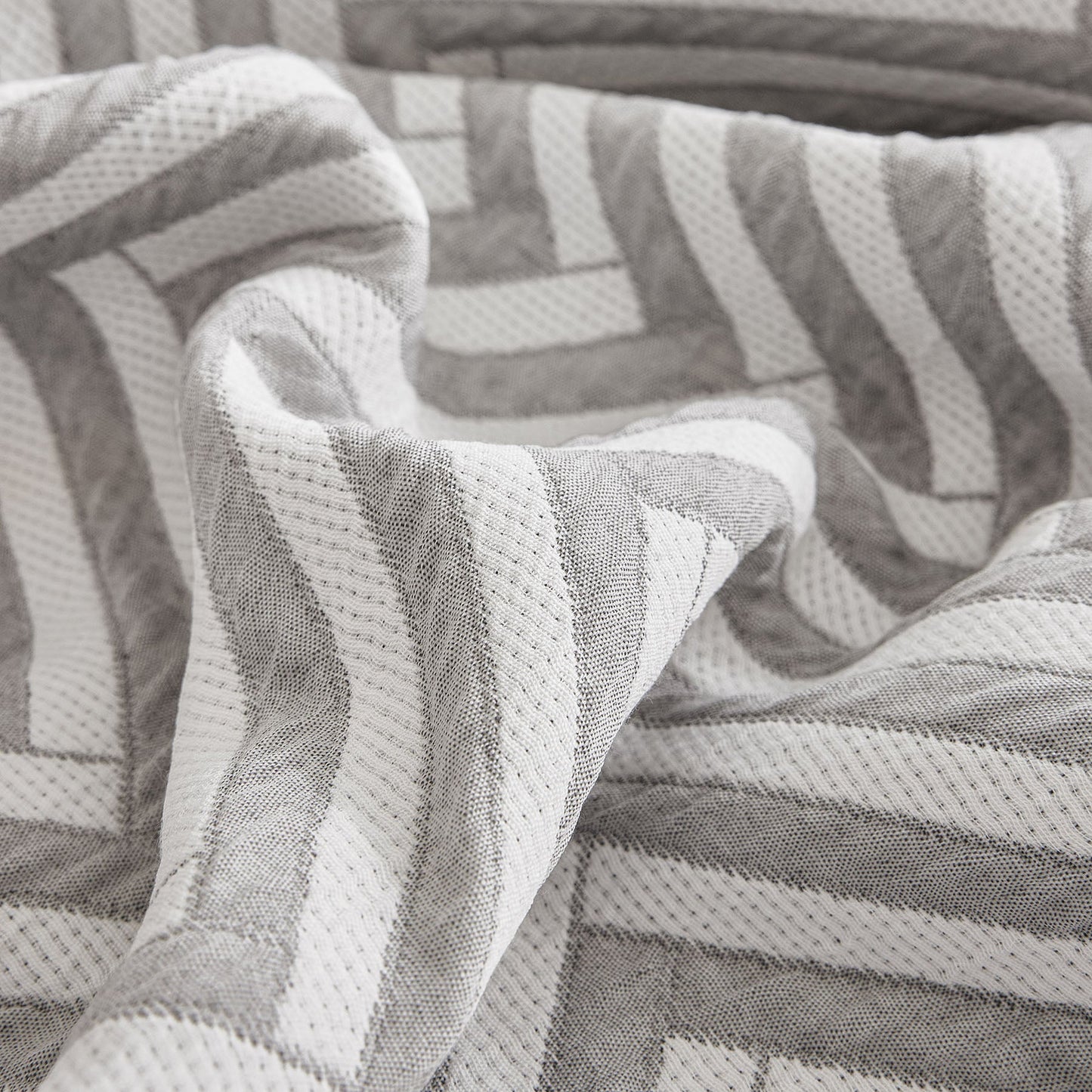 Three Layer Woven Soft Breathable Sofa Cover Blanket, Textured Chevron Couch Cover