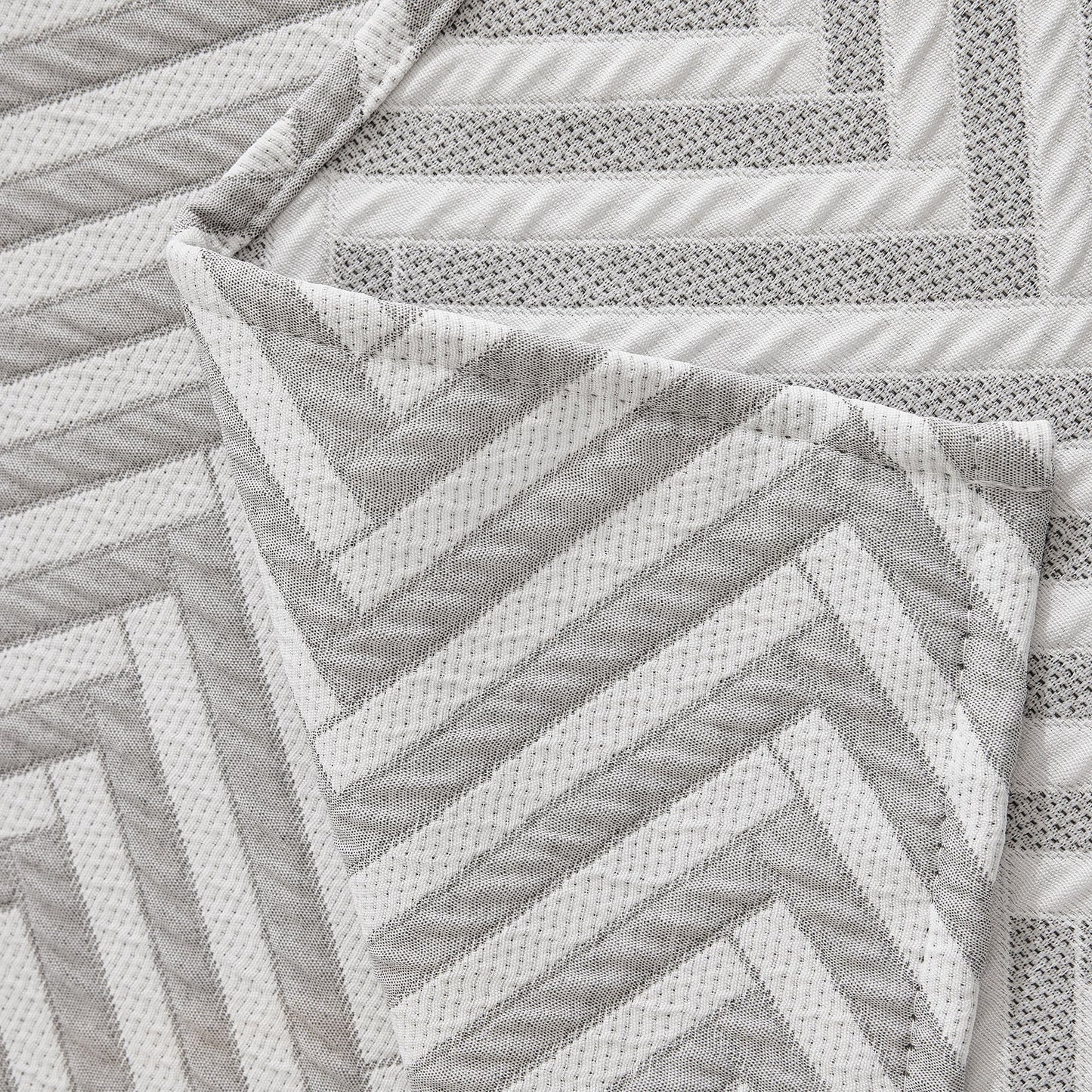 Three Layer Woven Soft Breathable Sofa Cover Blanket, Textured Chevron Couch Cover