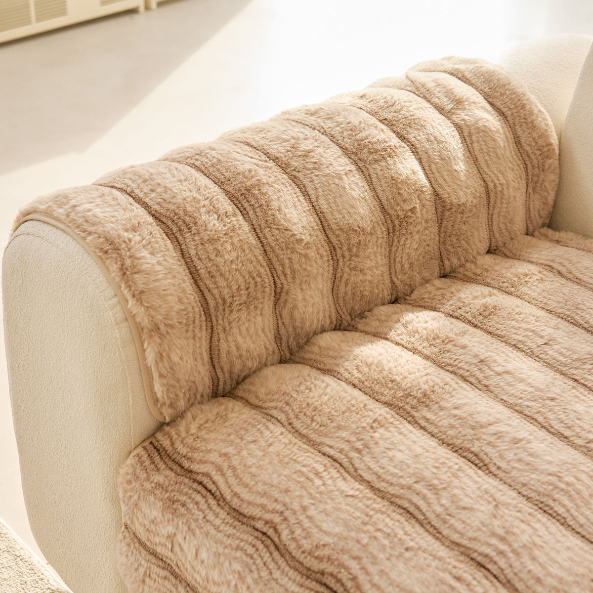 Plush Faux Rabbit Fur Sofa Cover, Warm Non-Slip Couch Protector for Leather Sofas
