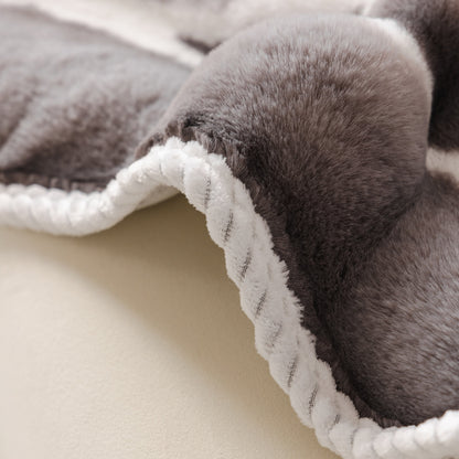 Ultra Soft Faux Fur Couch Cover – Large, Fluffy, and Elegant Sofa Throw Blanket