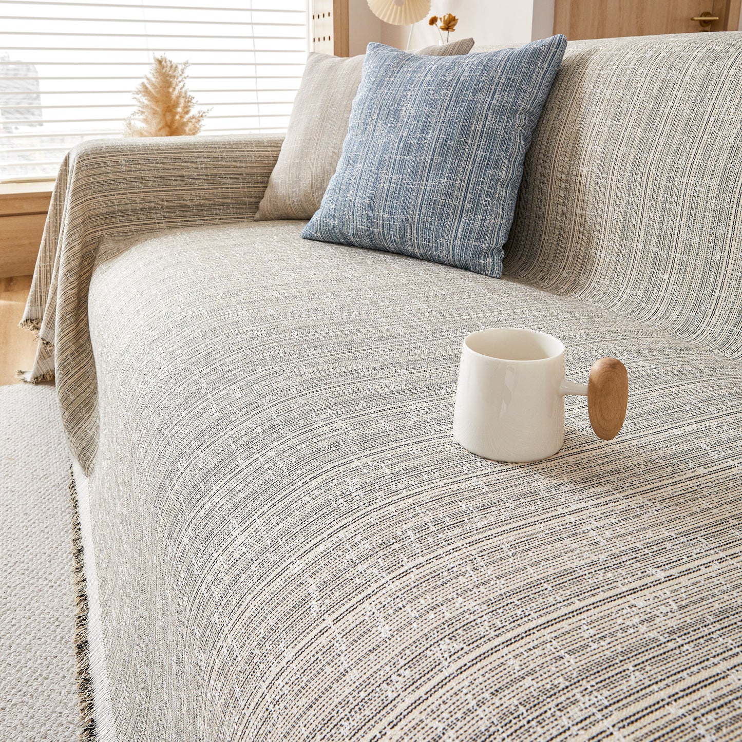 Couch Cover Blanket Couch Covers for Most Shape Sofas Washable Durable Sofa Throw Cover with Tassels