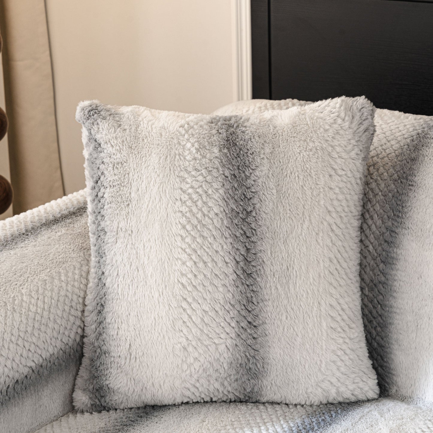 Faux Fur Sofa Cover Washable Furniture Protector for Sectional Warm & Fuzzy Slipcover