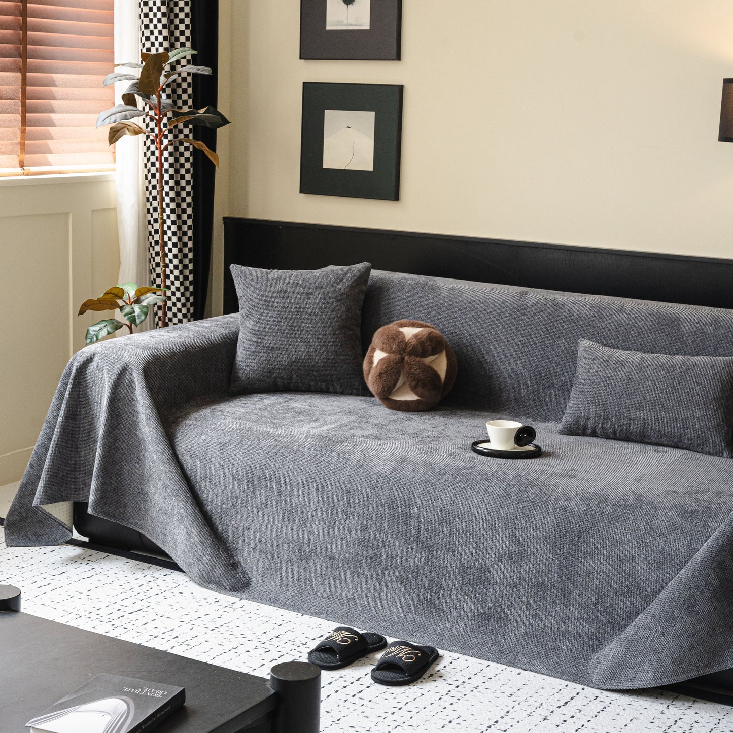Waterproof Couch Throw Cover for Dogs, Non Slip Slipcover for Leather Fabric Sofa