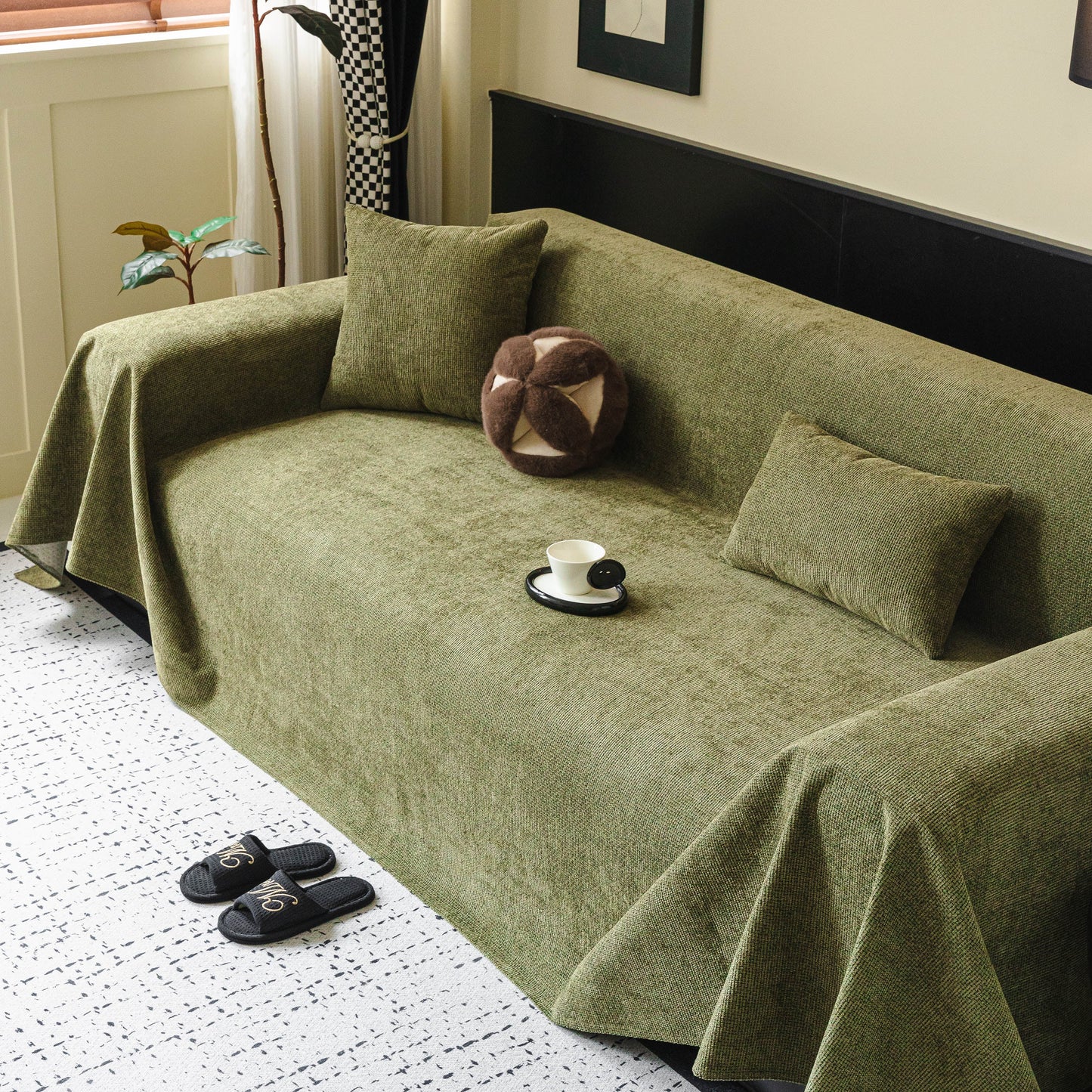 Waterproof Couch Throw Cover for Dogs, Non Slip Slipcover for Leather Fabric Sofa
