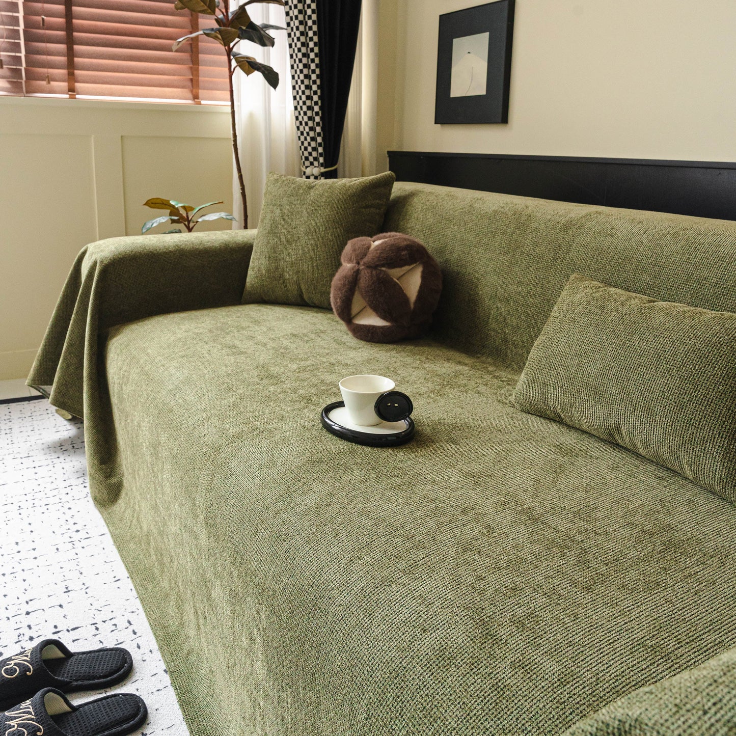 Waterproof Couch Throw Cover for Dogs, Non Slip Slipcover for Leather Fabric Sofa