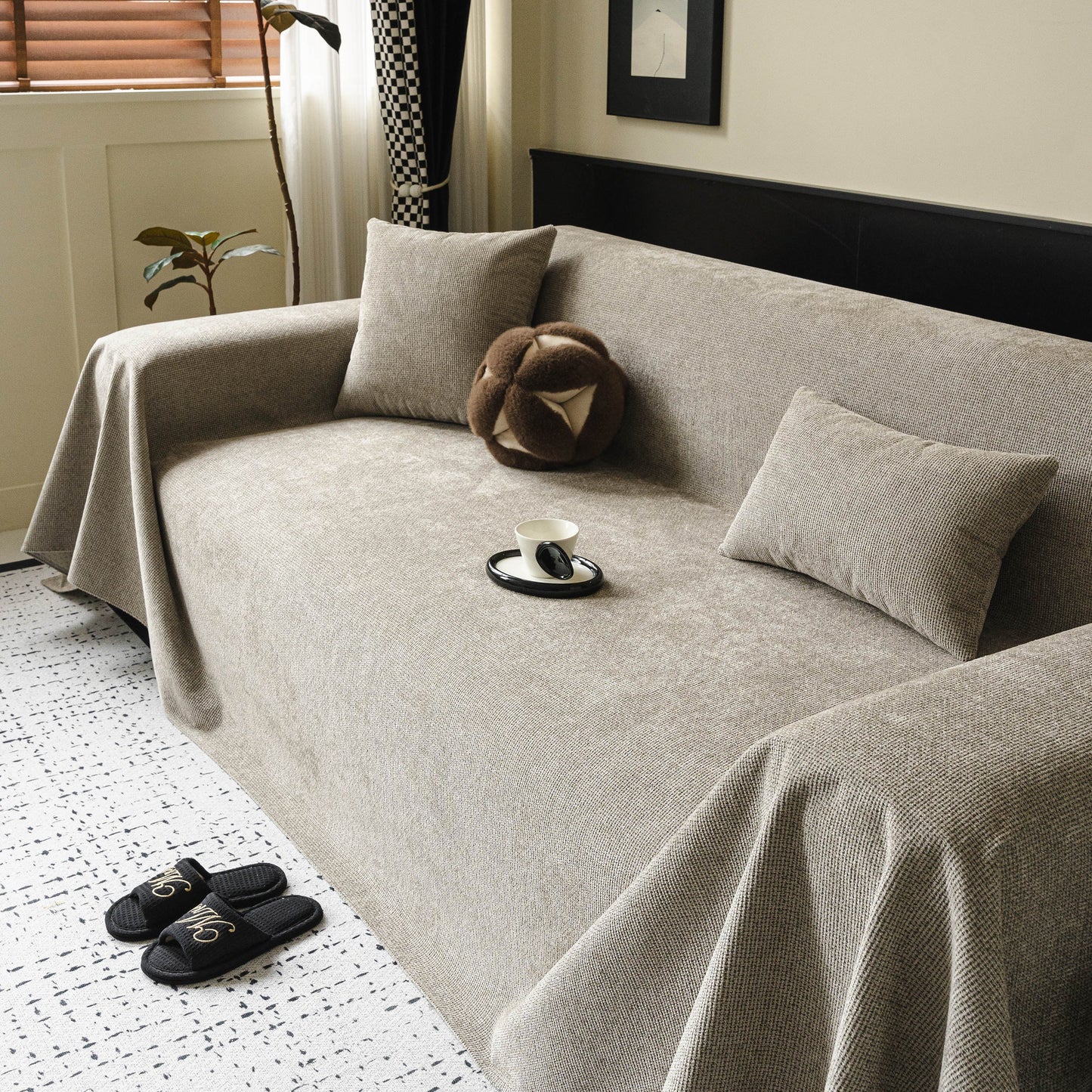 Waterproof Couch Throw Cover for Dogs, Non Slip Slipcover for Leather Fabric Sofa