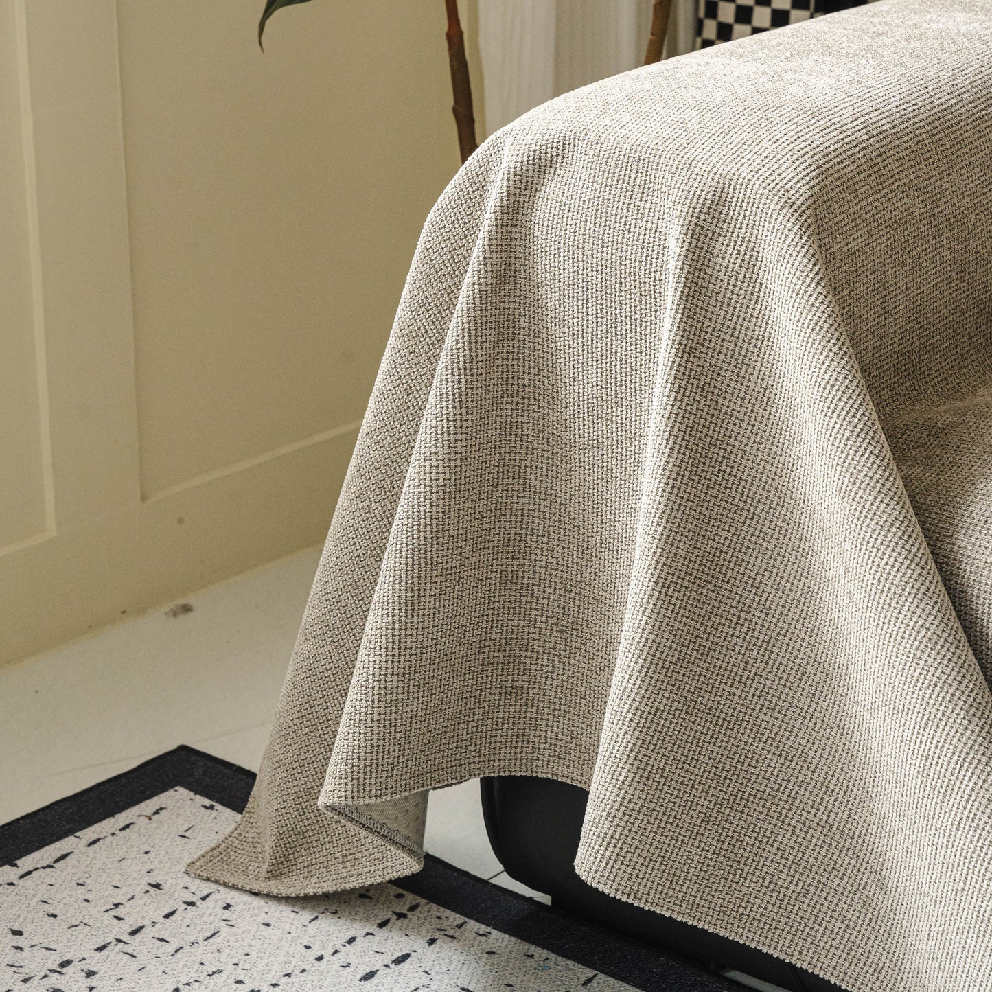 Waterproof Couch Throw Cover for Dogs, Non Slip Slipcover for Leather Fabric Sofa