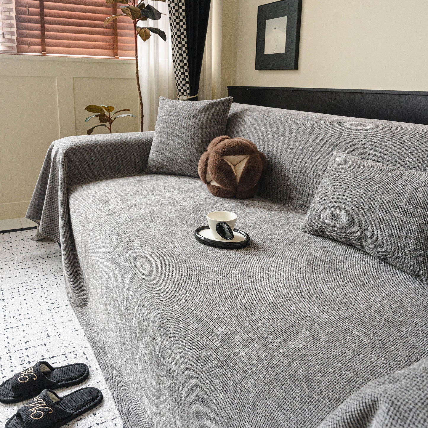 Waterproof Couch Throw Cover for Dogs, Non Slip Slipcover for Leather Fabric Sofa