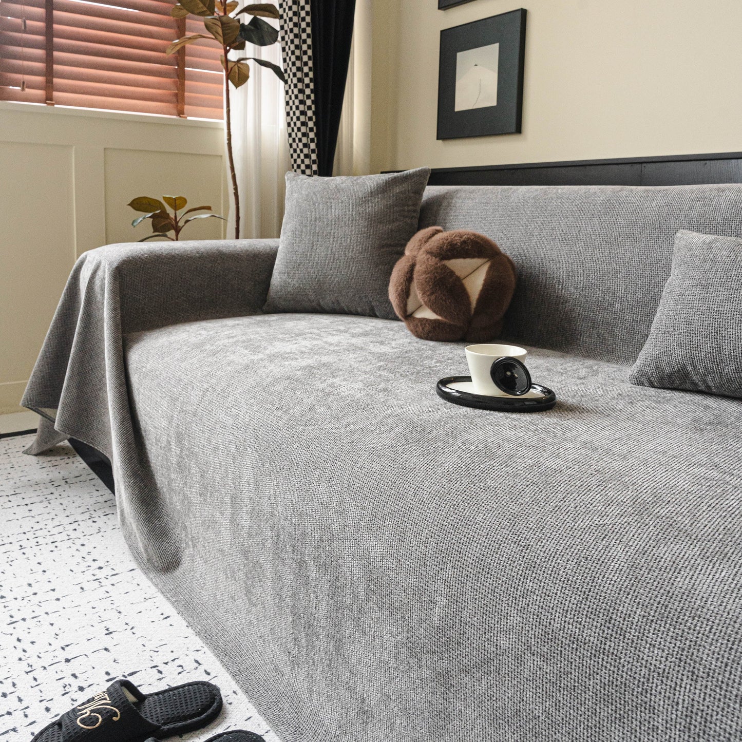 Waterproof Couch Throw Cover for Dogs, Non Slip Slipcover for Leather Fabric Sofa