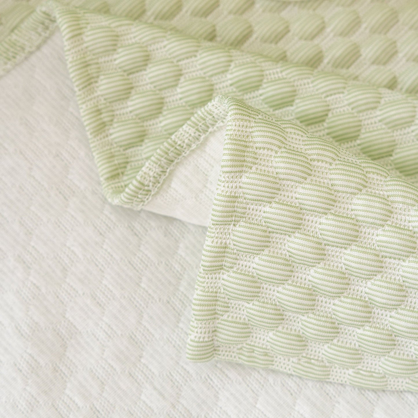 3D Bubble Textured Furniture Protector Throw Cover, Cooling Soft Woven Couch Cover