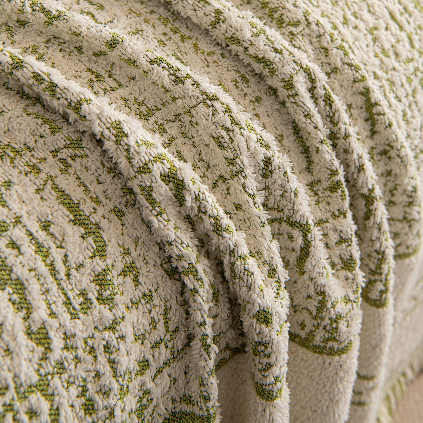 Textured Woven Furniture Protector for Couch, Rustic Farmhouse Sofa Throw Blanket