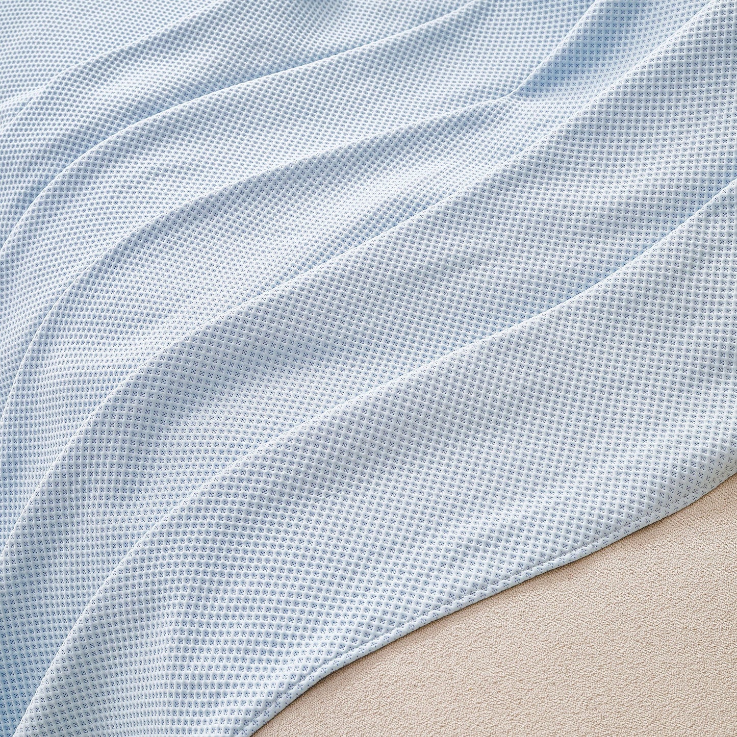 Cooling Ice Silk Knit Couch Cover, Breathable Pet Friendly Soft Throw Cover for Sofas