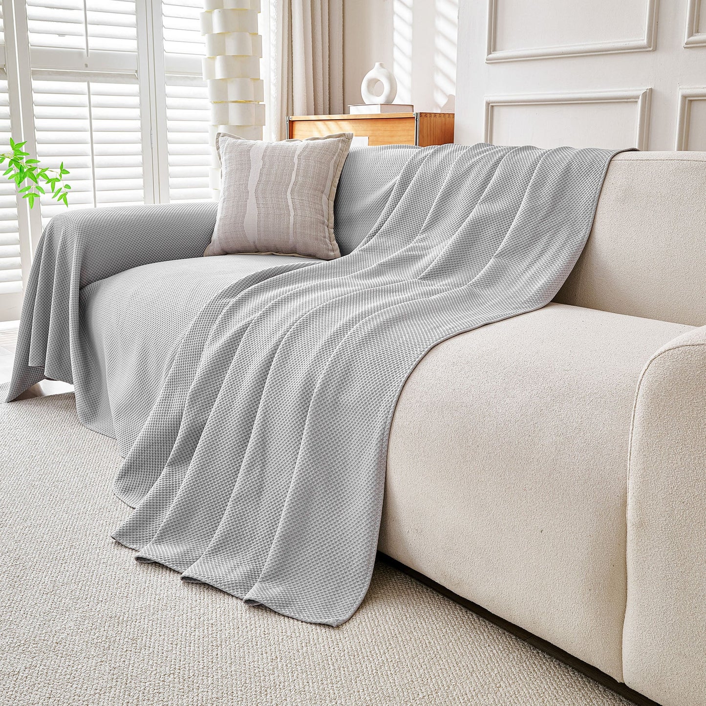 Cooling Ice Silk Knit Couch Cover, Breathable Pet Friendly Soft Throw Cover for Sofas