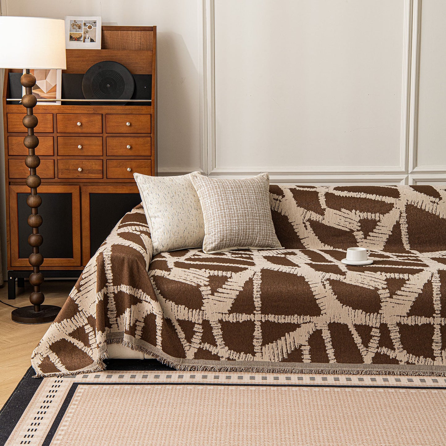 Modern Chenille Bold Abstract Pattern Sofa Cover, Artistic Decorative Furniture Cover