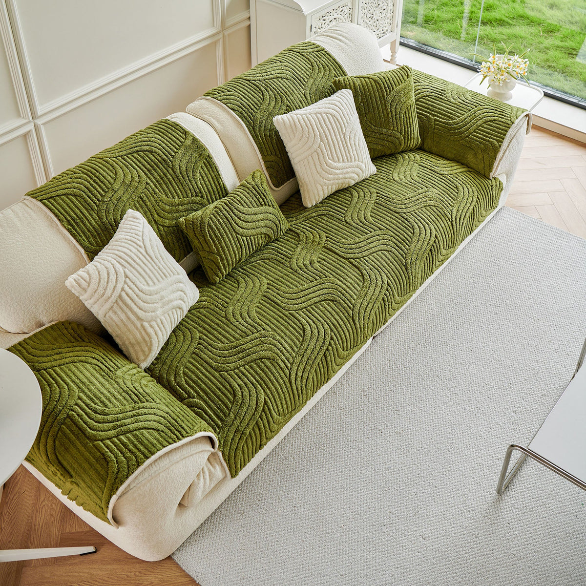 Luxury Plush Non-Slip Sofa Covers, Soft Fuzzy Embossed Sofa Topper & Seat Covers