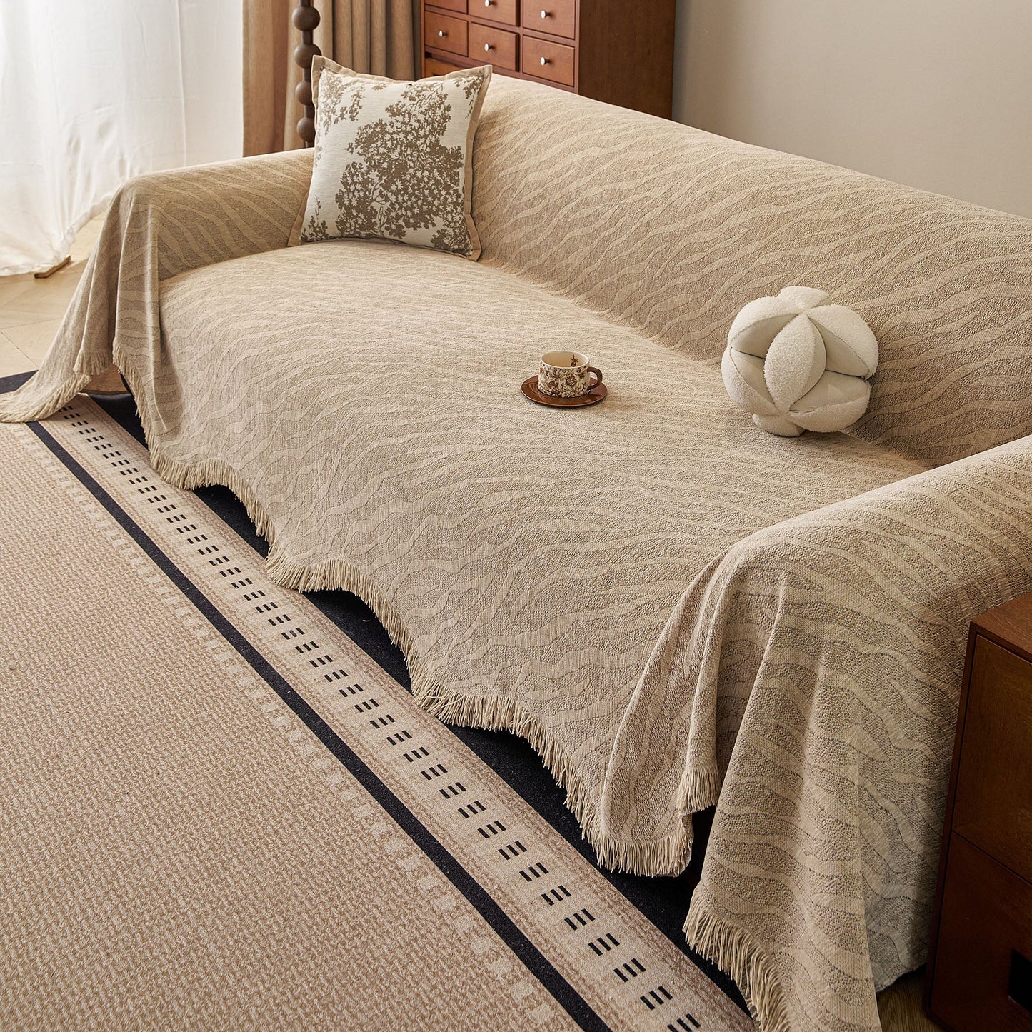 Wavy Wave Pattern Woven Couch Cover with Fringe Tassel, Soft Furniture Cover Protector