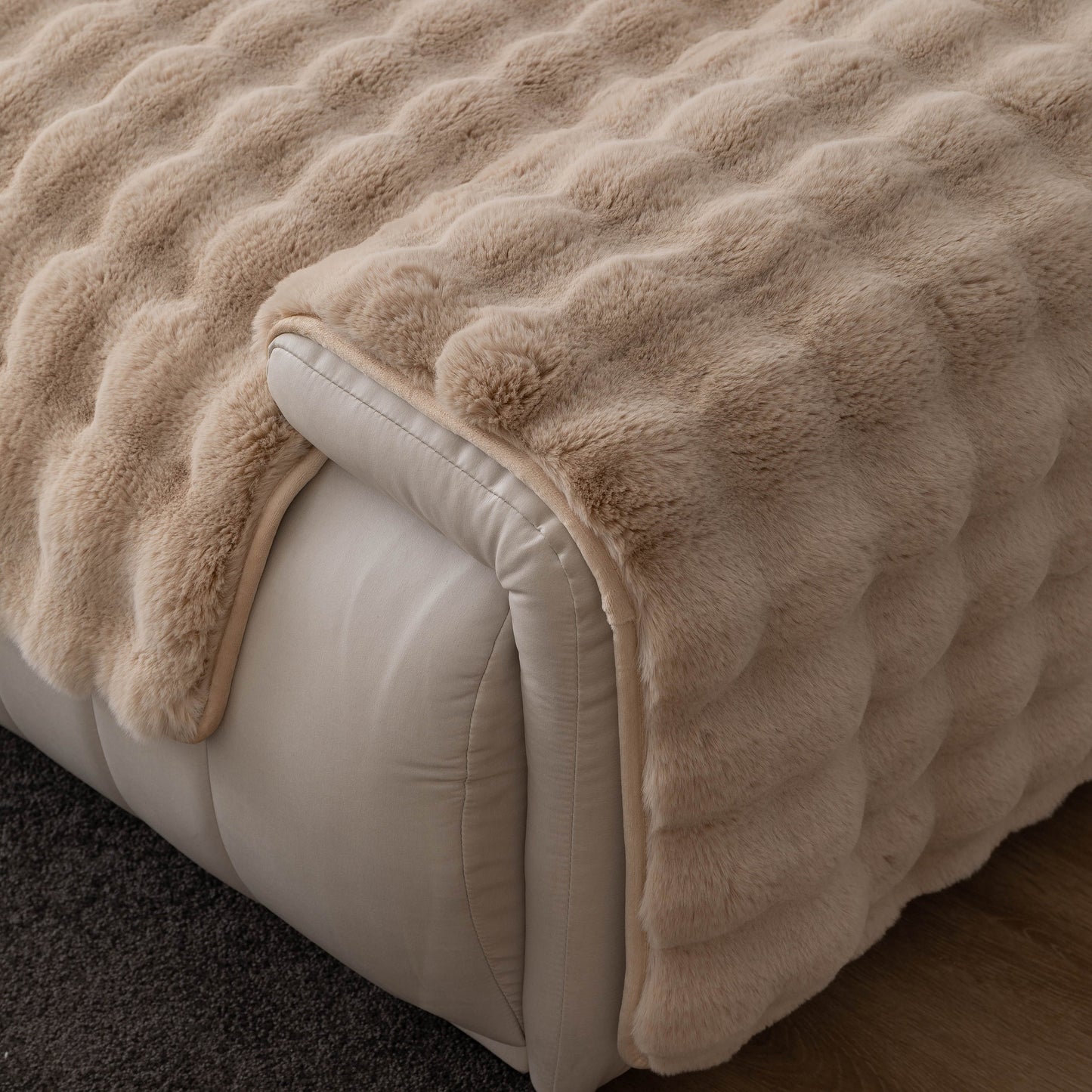 Thick Sofa Cushion Solid Color Faux Fur Fluffy Sofa Cushion Non-Slip Couch Covers