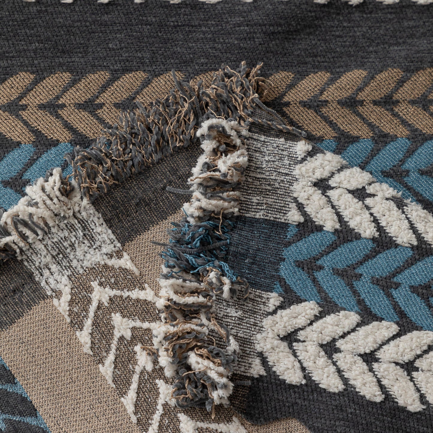 Cozy Decorative Throw Blanket for Couches, Boho Plush Woven Sofa Cover with Stripes