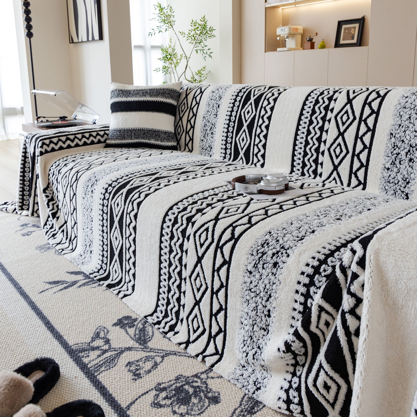 Bohemian Tufted Sofa Cover, Plush Fleece Throw Blanket with 3D Woven Aztec Stripes