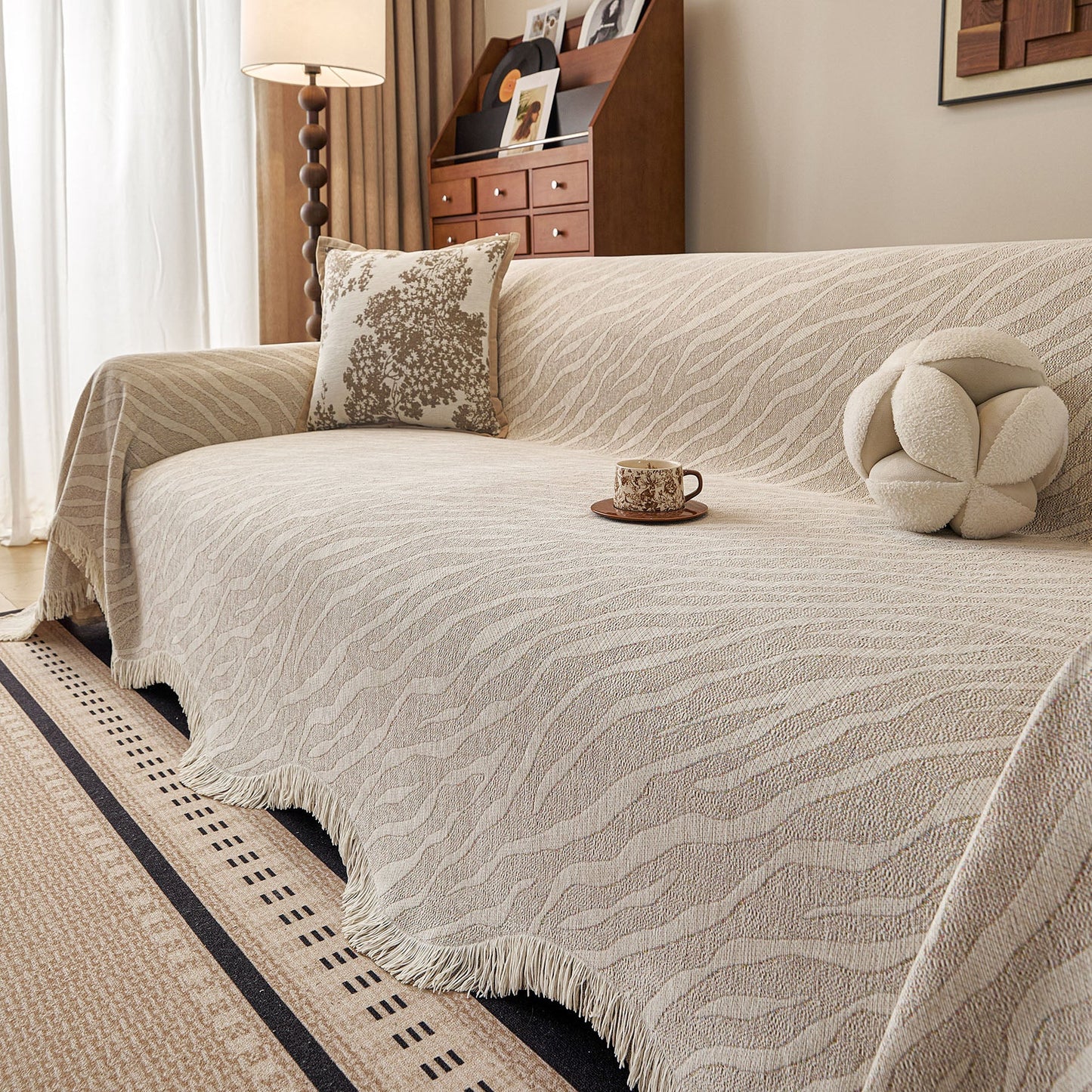 Wavy Wave Pattern Woven Couch Cover with Fringe Tassel, Soft Furniture Cover Protector