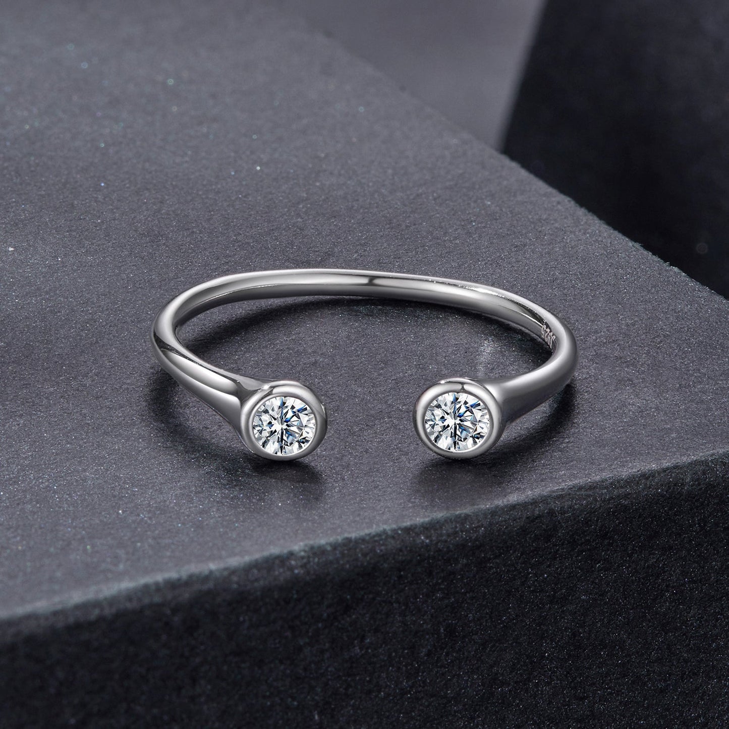 925 Sterling Silver Moissanite Ring Size E
