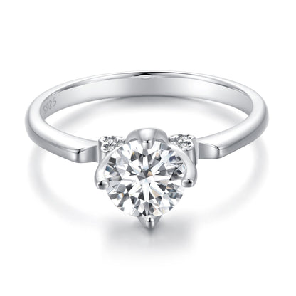 925 Sterling Silver 1.0 Carat Moissanite Ring in Size 8