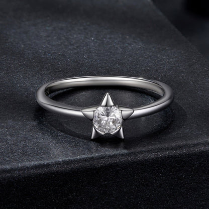925 Sterling Silver 0.30 Carat Moissanite Ring Size 8