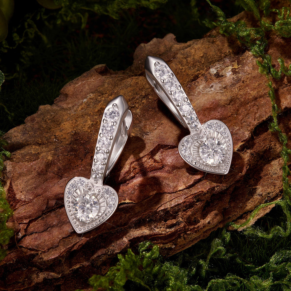 925 Sterling Silver White Gold Plated Moissanite Pavé CZ 2.2x0.9cm Earrings for Women