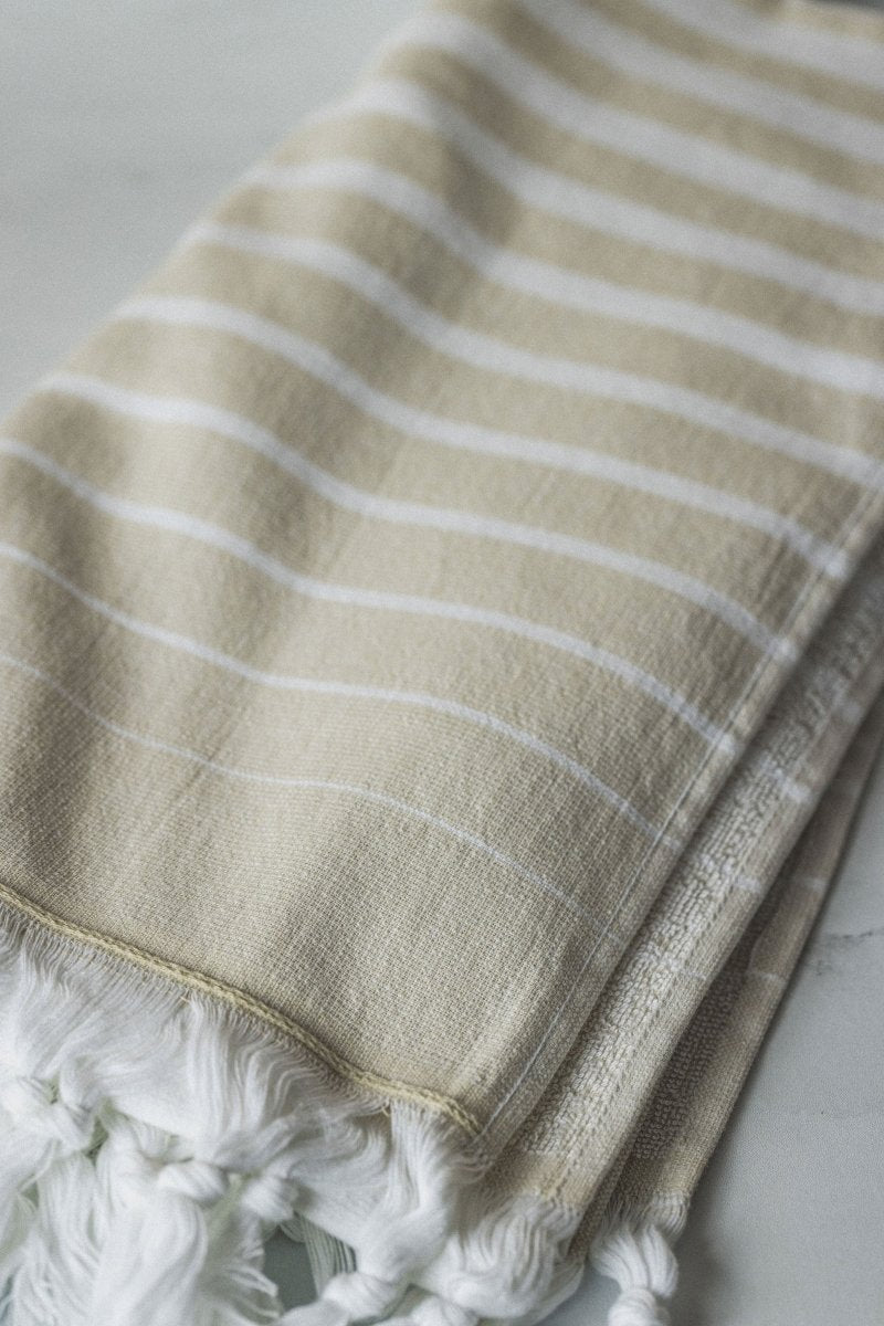 Paradise Stripe Turkish Towels – Vibrant Colors, Dual-Sided Design, Organic Turkish Cotton, 39”x70”