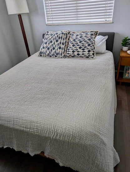 Serene Bedspread Collection – Organic Turkish Cotton, Textured Solid Colors, Queen/King Sizes