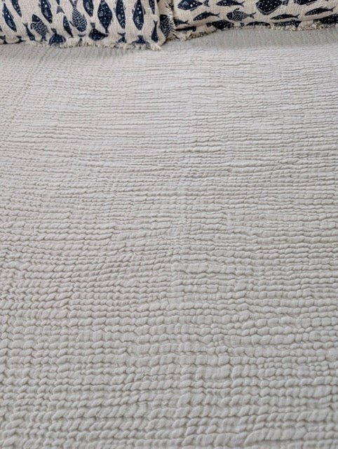 Serene Bedspread Collection – Organic Turkish Cotton, Textured Solid Colors, Queen/King Sizes