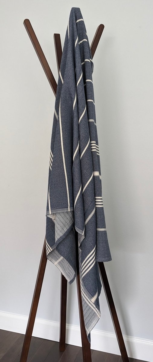 Surfside Towel Collection – Tassel-Free Turkish Cotton Towels, 39”x70”, Sand-Repelling